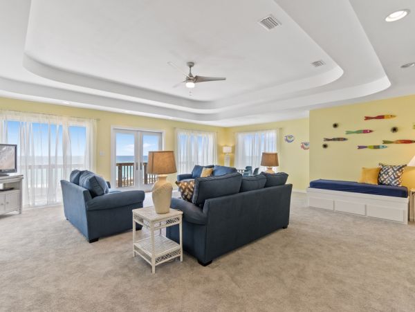 Beachfront Luxury Vacation Home in Navarre Beach