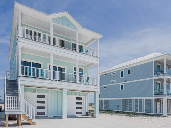 Beautiful 4 Bedroom Vacation Home in Navarre Beach