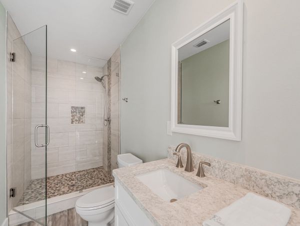 Beautiful 4 Bedroom Vacation Home in Navarre Beach