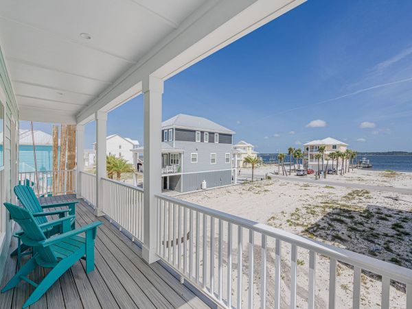 Beautiful 4 Bedroom Vacation Home in Navarre Beach