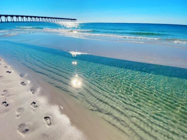 Beautiful 4 Bedroom Vacation Home in Navarre Beach