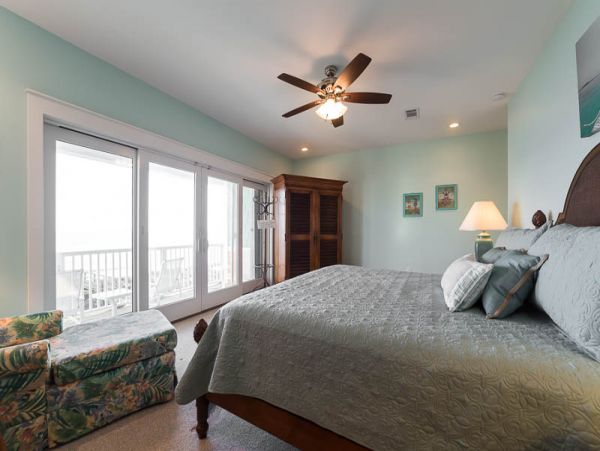 Navarre Beach Beachfront Townhouse