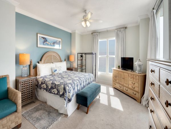 Luxurious Gulf Coast Condo with Stunning Views Navarre Beach Retreat