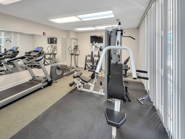 Luxurious Gulf Coast Condo with Stunning Views Navarre Beach Retreat