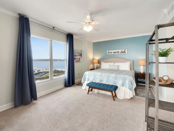 Luxurious Gulf Coast Condo with Stunning Views Navarre Beach Retreat