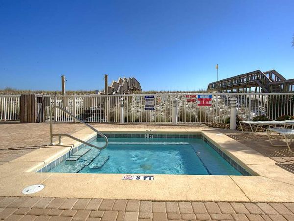 Navarre Beach Vacation Rental - Gulf Front Condo with Balcony & Pools