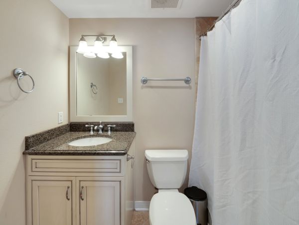 Navarre Beach Vacation Rental - Gulf Front Condo with Balcony & Pools