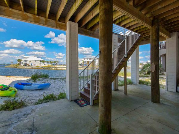 Exclusive Navarre beachfront House