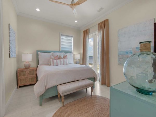 Exclusive Navarre beachfront House
