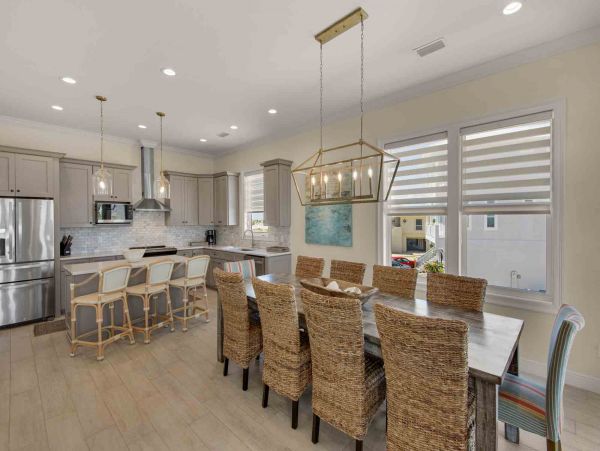 Exclusive Navarre beachfront House