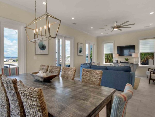 Exclusive Navarre beachfront House