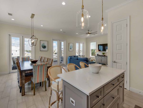 Exclusive Navarre beachfront House