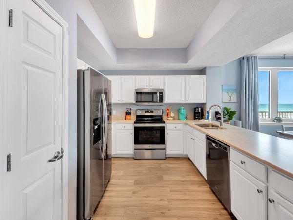 Navarre Beach Vacation Rental - Gulf Front Condo with Balcony & Pools