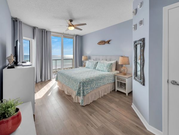 Navarre Beach Vacation Rental - Gulf Front Condo with Balcony & Pools