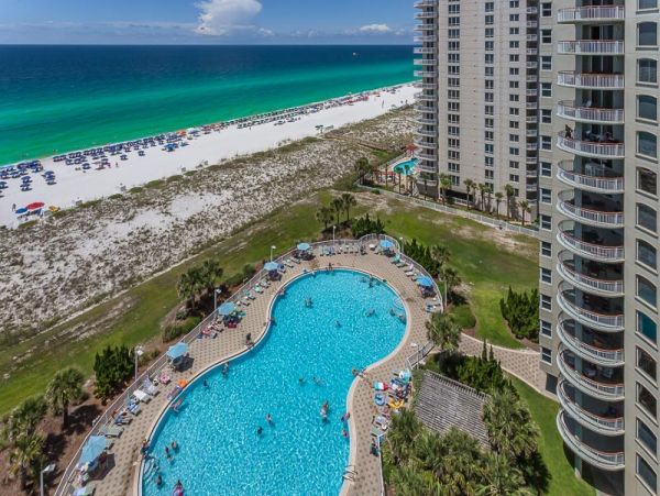 Navarre Beach Vacation Rental - Gulf Front Condo with Pool & Balcony