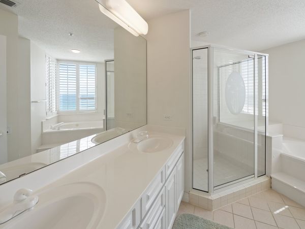 Navarre Beach Vacation Rental - Gulf Front Condo with Pool & Balcony