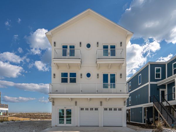 Beautiful 8 Bedroom Vacation Home with Full Ocean Views