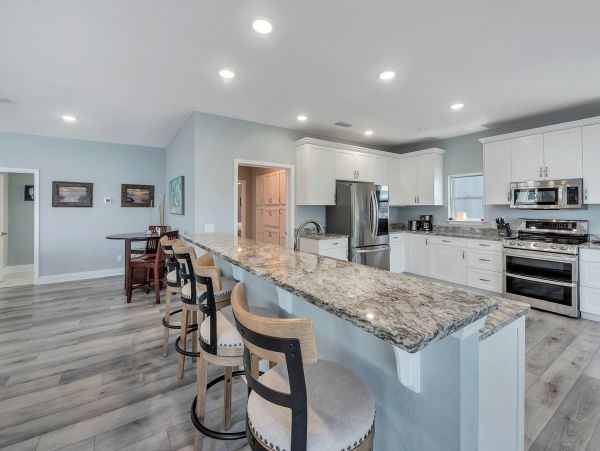 Stunning Navarre Beach Waterfront Home for Large Groups