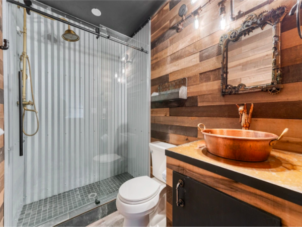 Charming Coastal Bungalow in Destin with Pool and Separate Carriage House Steps from the Beach