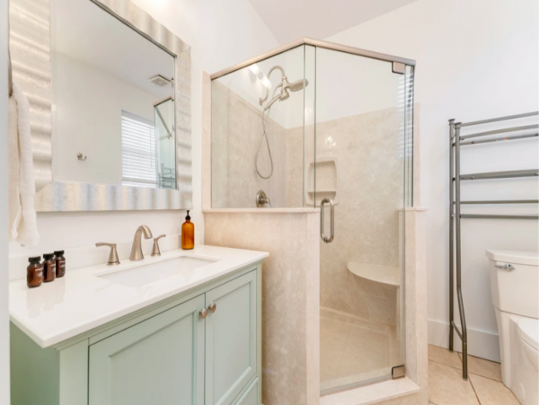 Charming Coastal Bungalow in Destin with Pool and Separate Carriage House Steps from the Beach
