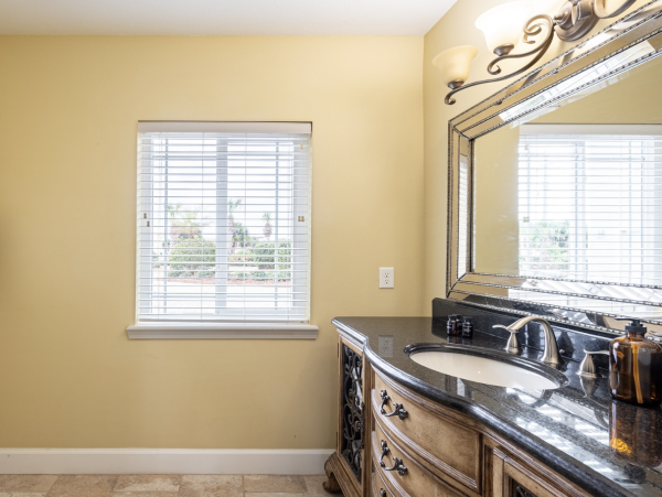 Destin Seven Bedroom Luxury Accommodation World Class Location