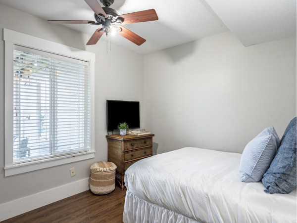 Destin Seven Bedroom Luxury Accommodation World Class Location