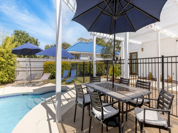 Vacation House with 3 Bedrooms Short Walk to Beach