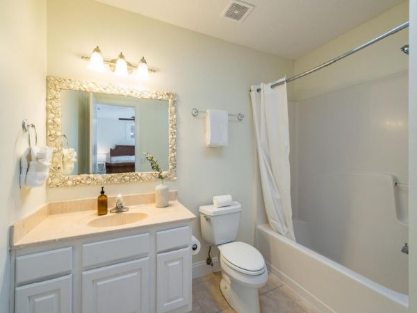 Walk to Beach Destin Vacation Home Eight Bedroom