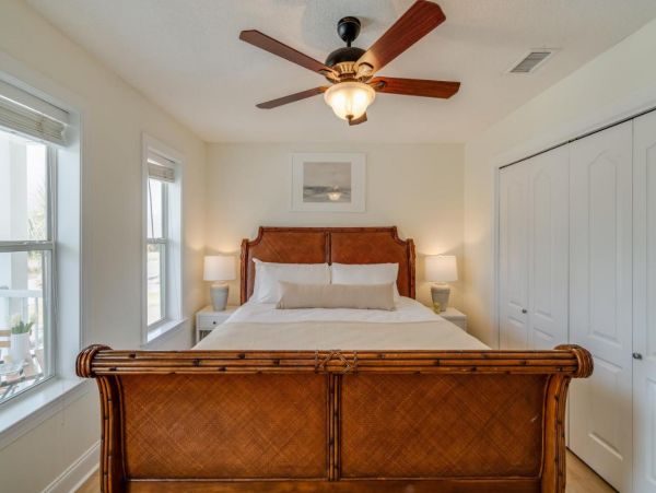Walk to Beach Destin Vacation Home Eight Bedroom