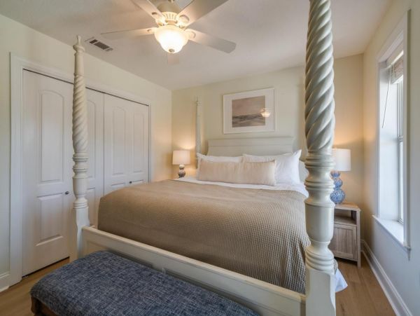 Walk to Beach Destin Vacation Home Eight Bedroom