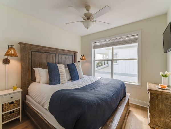 Walk to Beach Destin Vacation Home Eight Bedroom