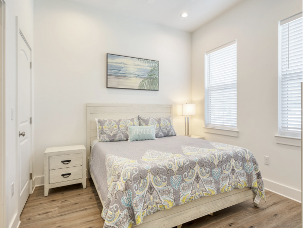 Miramara Beach Exceptional Large Pool Home Sleeps 25!