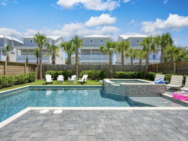 Miramara Beach Exceptional Large Pool Home Sleeps 25!