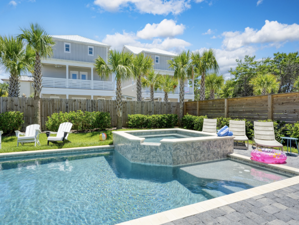 Miramara Beach Exceptional Large Pool Home Sleeps 25!