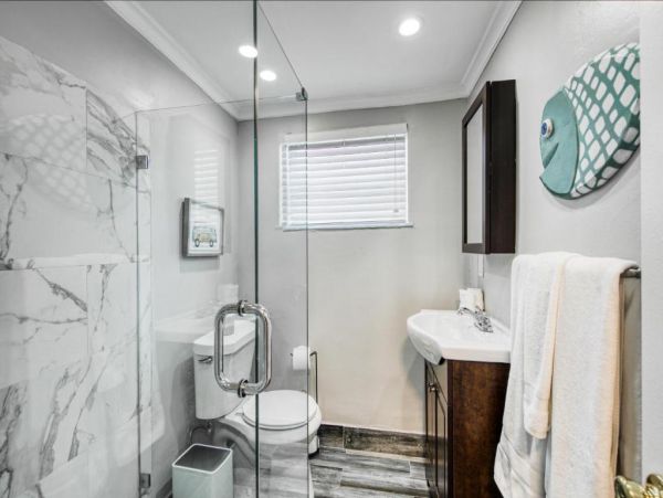 Wilton Manors Vacation Condo Two Bedroom
