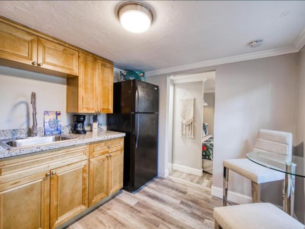 Wilton Manors Vacation Condo Two Bedroom