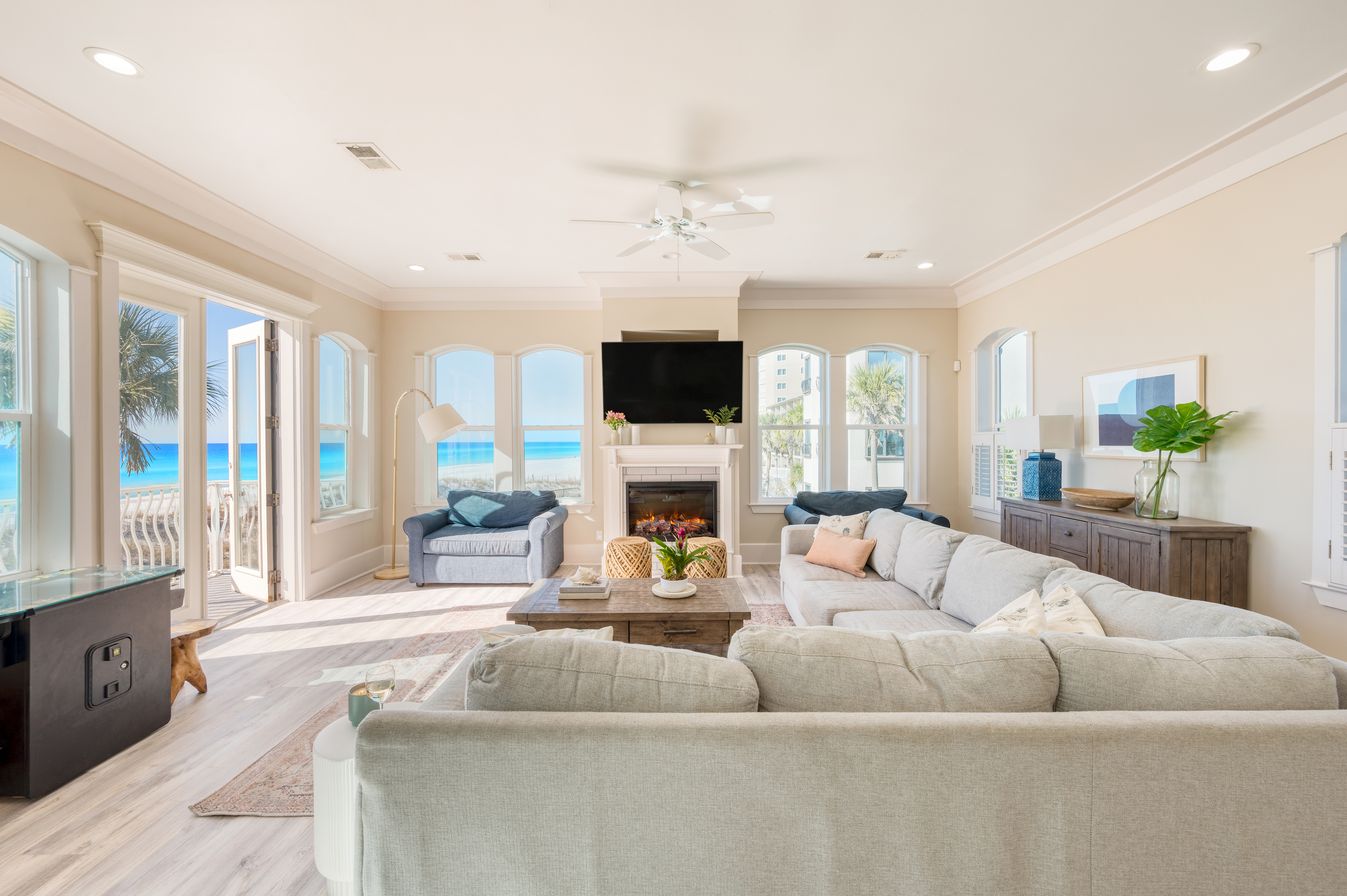 Miramar Vacation Home Five Bedroom Steps to Beach