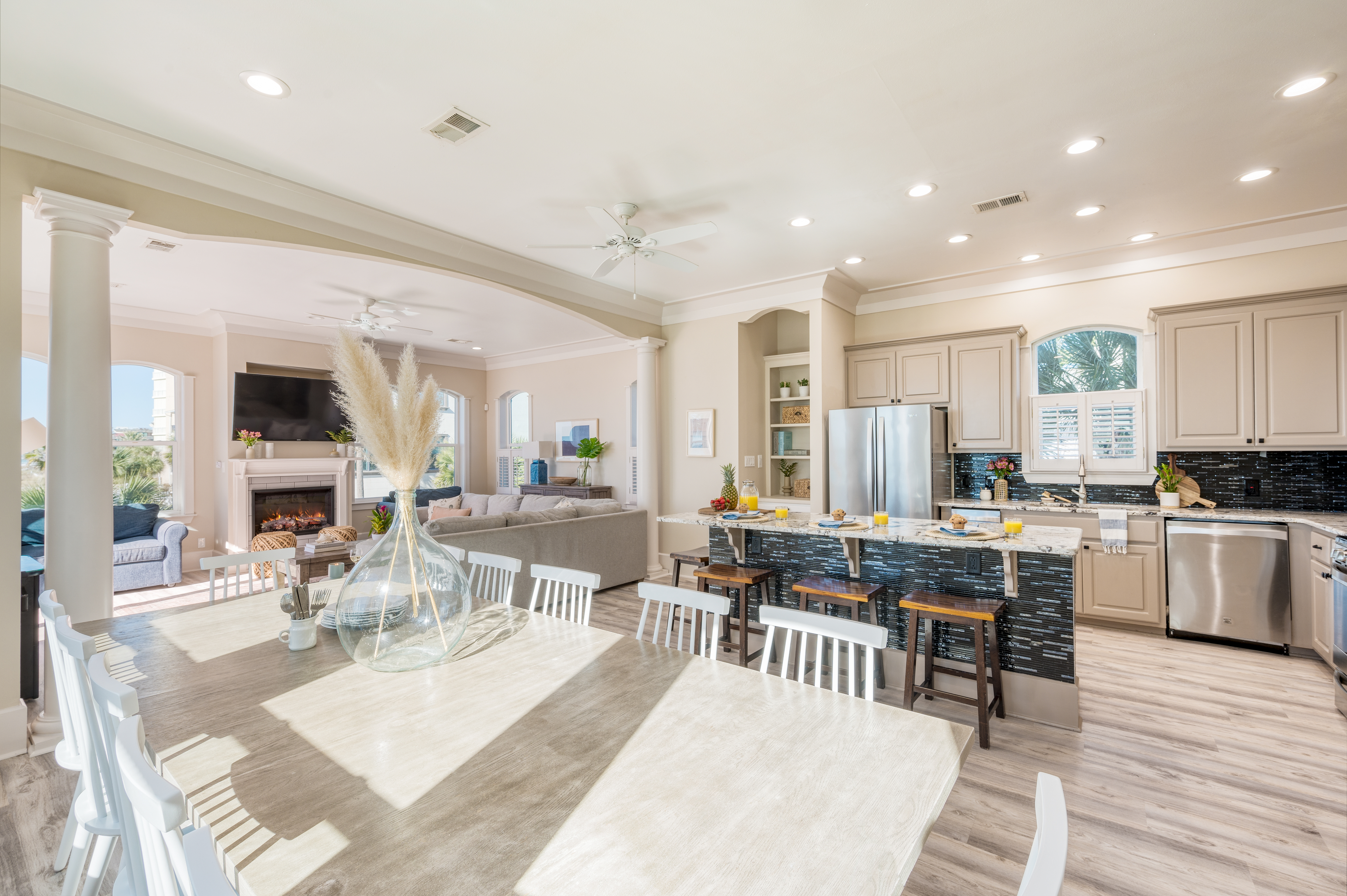 Miramar Vacation Home Five Bedroom Steps to Beach