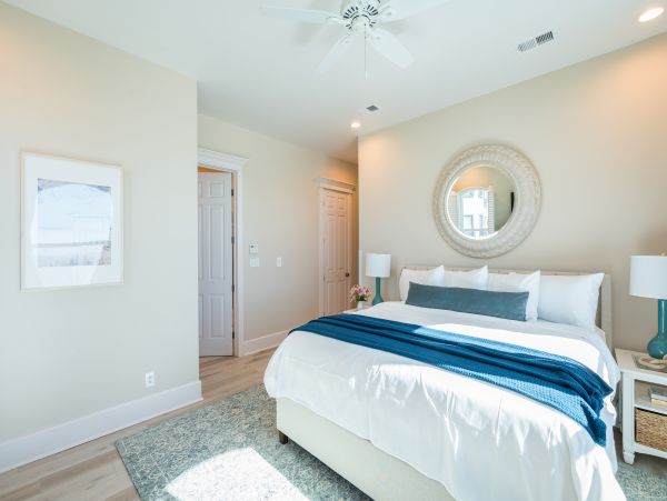 Miramar Vacation Home Five Bedroom Steps to Beach