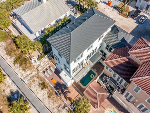 Miramar Vacation Home Five Bedroom Steps to Beach