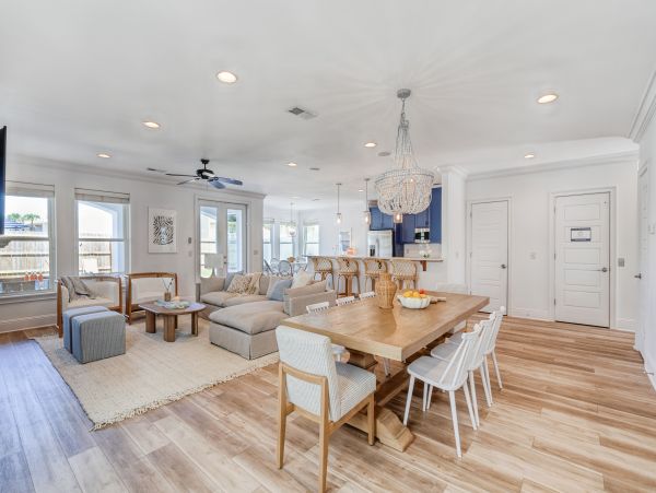 Deluxe Nine Bedroom Rental Home in Miramar Beach