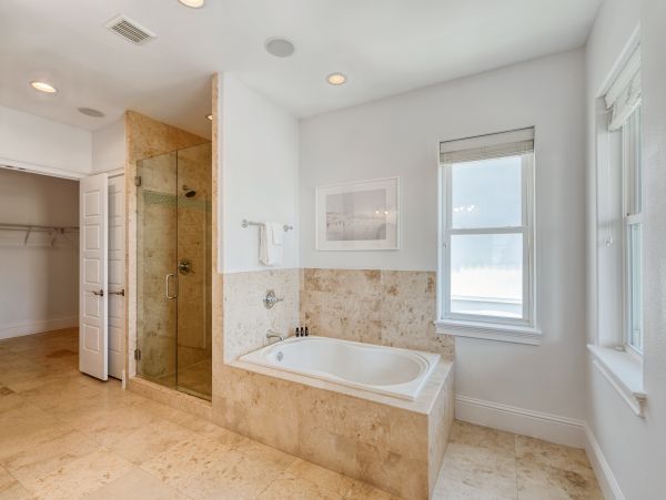 Deluxe Nine Bedroom Rental Home in Miramar Beach