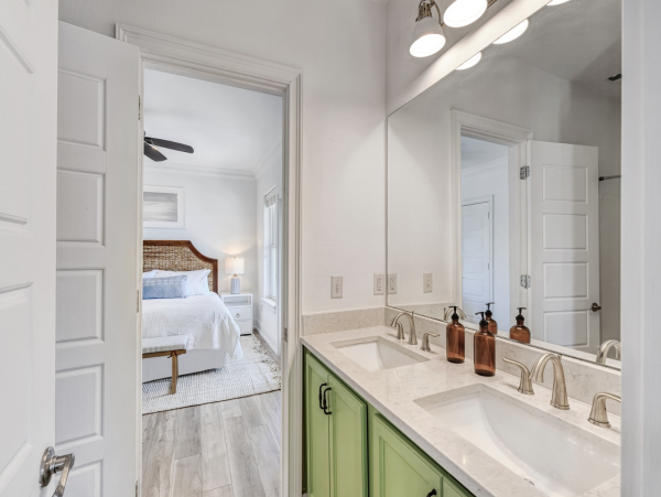 Deluxe Nine Bedroom Rental Home in Miramar Beach
