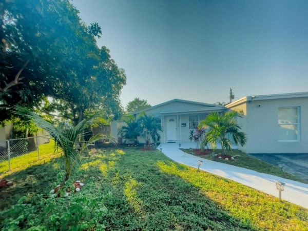 Deerfield Beach Vacation Rental Florida Vacation Home with Pool & Modern Design