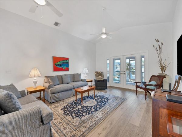 4 Bedroom Vacation Home in Boca Grande Close to Beach