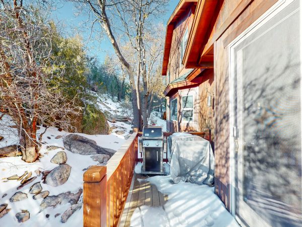 Big Bear Cozy Four Bedroom Vacation Rental Prime Location