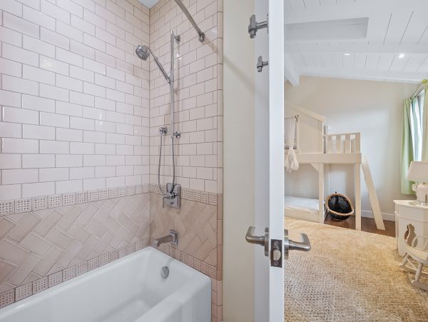 Oceanfront Luxury Vacation Home in La Jolla Sleeps 12