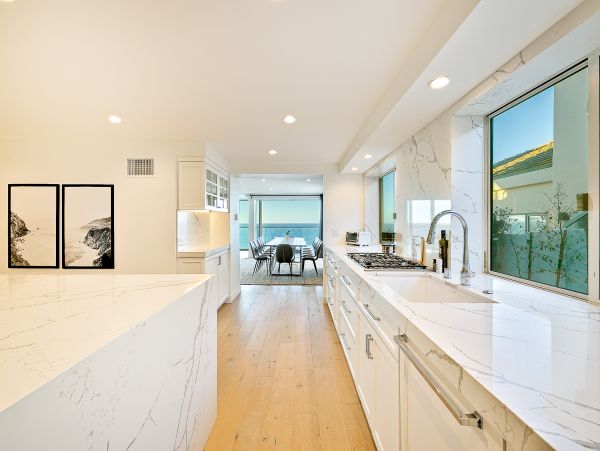 Gorgeous Oceanfront La Jolla Home with Casita & Hot Tub