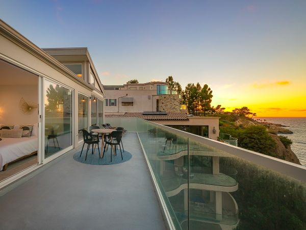 Gorgeous Oceanfront La Jolla Home with Casita & Hot Tub