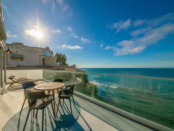 Gorgeous Oceanfront La Jolla Home with Casita & Hot Tub